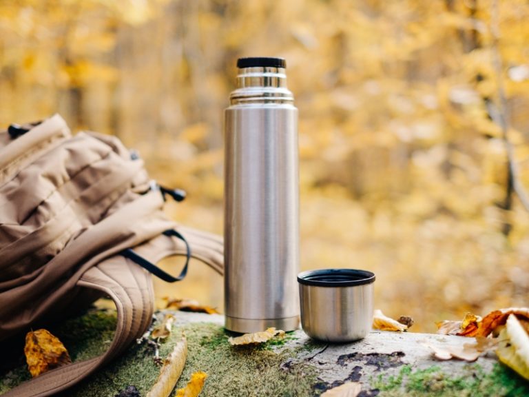 4 méthodes simples pour nettoyer sa gourde en inox